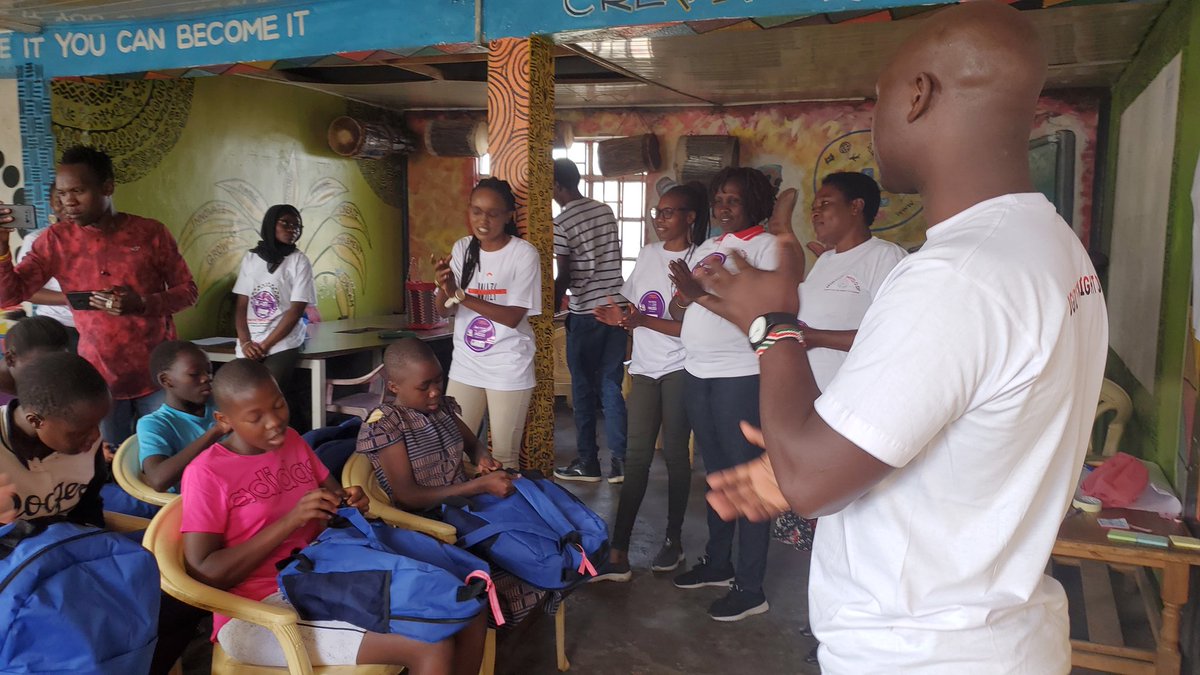 Mybody_Ke's tweet image. Staffs and volunteers of My Body adheres to the Code of Conduct and Prevention of Sexual Exploitation and Abuse we embrace young women and adolescent girls in informal settlements with Love and Dignity
#LoveWithDignity
#DignityIsTheRightToChoose
#BringBackGirlsToClass 
#ICD2023