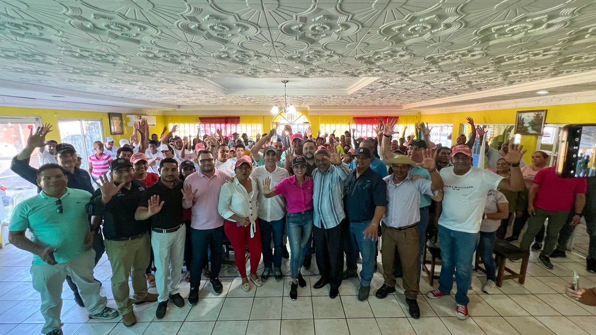 Estuvimos en Chame en un excelente conversatorio con líderes que quieren lo mejor para el CD y este gran distrito. Son muchas las necesidades que atender en Chame, en especial un hospital. 
Gracias al alcalde Abdul Juliao por el compromiso de hacer las cosas bien.