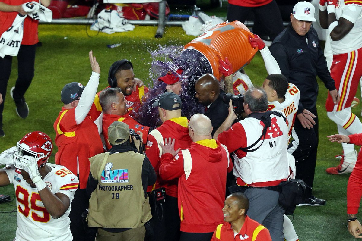 TSN_Sports's tweet image. The Gatorade was...PURPLE!