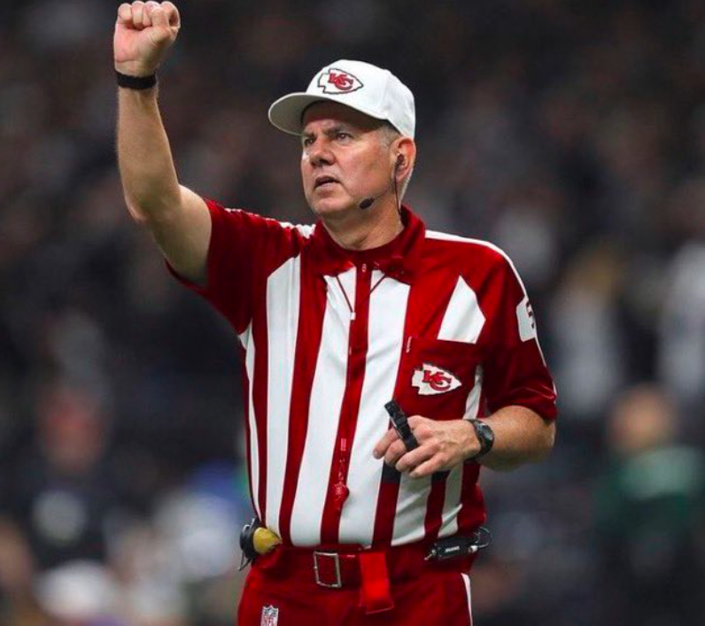 Sad Philly fan on Twitter "New chiefs jerseys fire as hell"