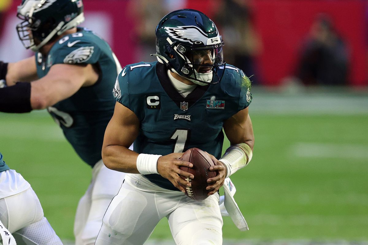 thomasrp93's tweet photo. Jalen Hurts final Super Bowl line:

- 27/38 (71%)
- 374 total yards
- 4 total TDs
- 103.4 passer rating
- 1 game changing turnover

#Eagles https://t.co/FyQXB6lGLg