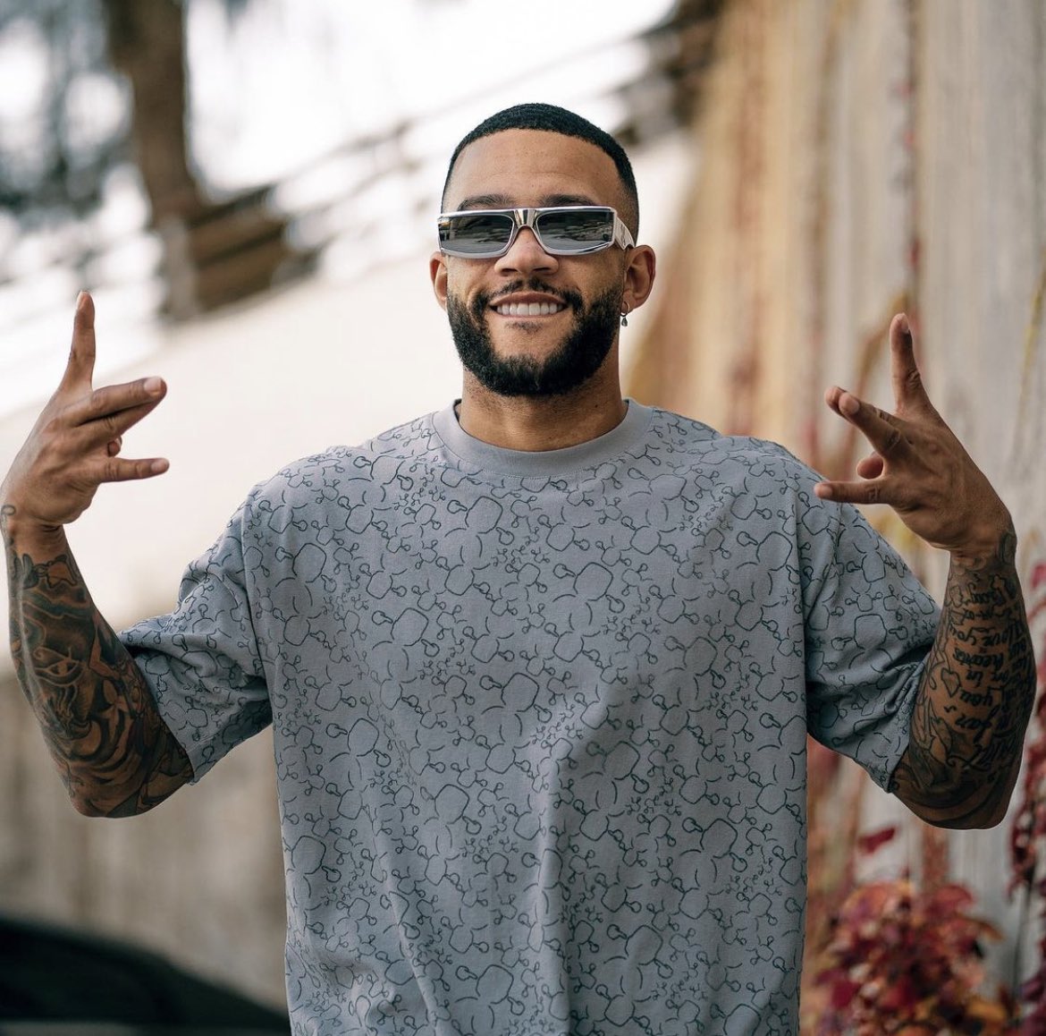 Happy birthday to Memphis Depay, who turns 29 today. 