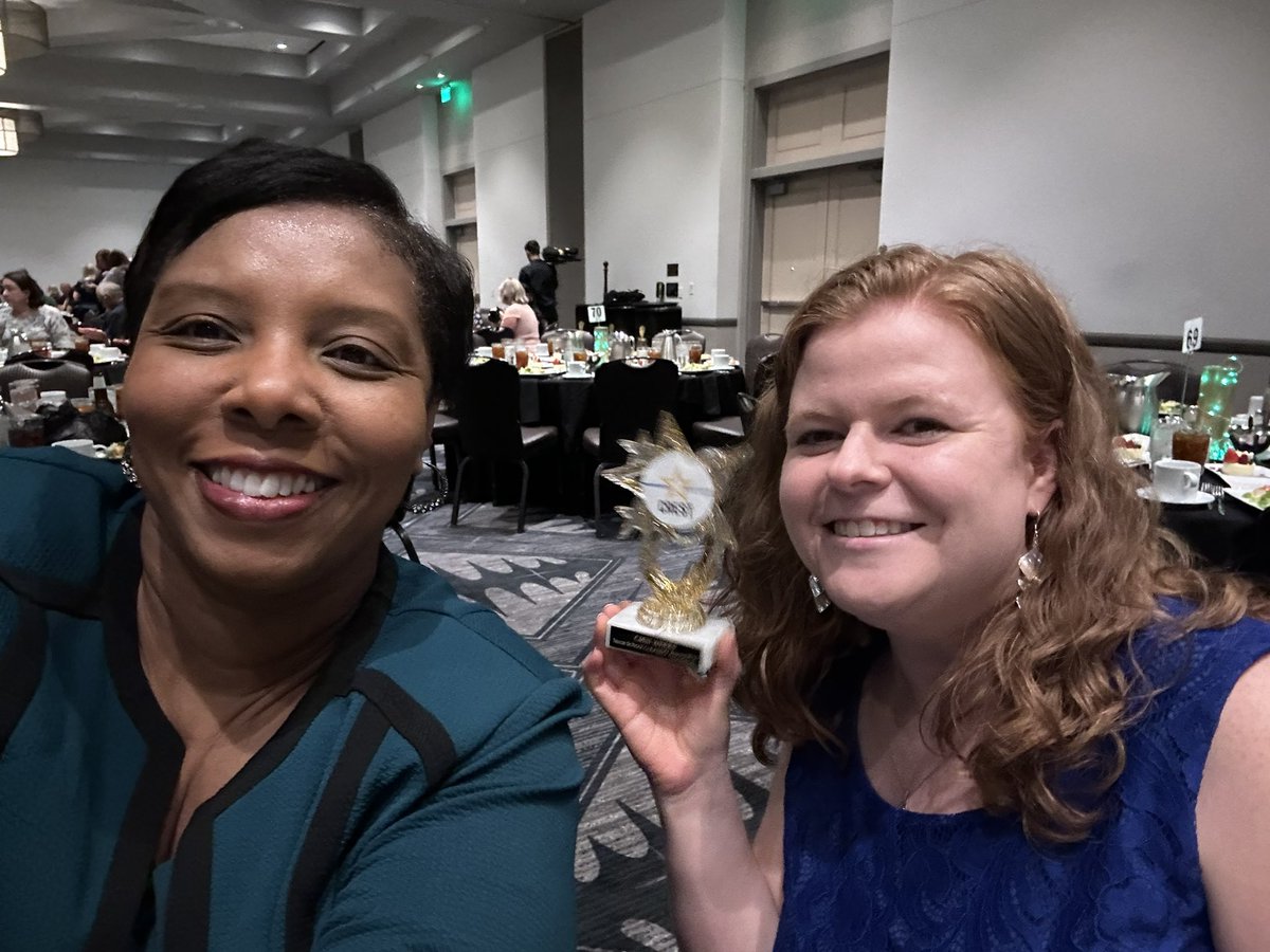 TaftCounselors's tweet photo. We do what we do because it’s the right thing to do. We excel because we love what we do. ❤️ @NISDTaft  @NISDComArts    
#tscacrest2023 #crest2023 #tsca2023 https://t.co/VCIWXzvLct