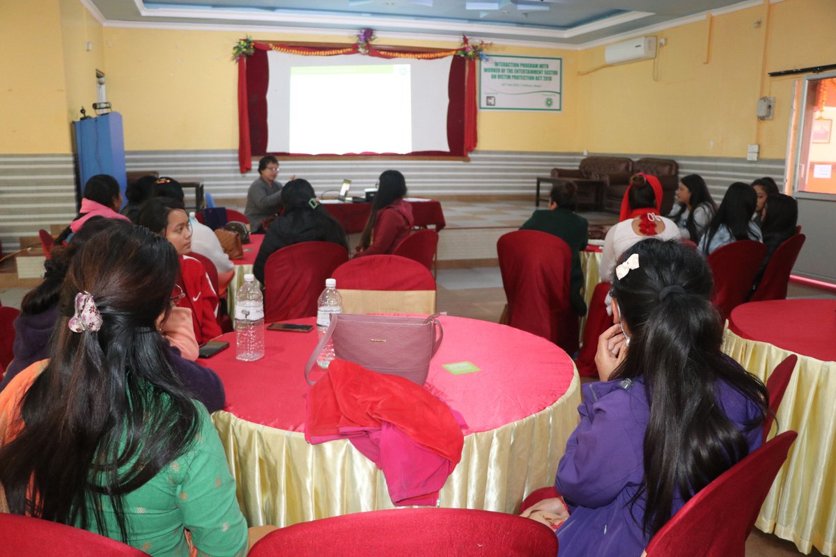 One day interaction with workers of entertainment sectors was conducted on victim crime protection act 2018 to make the worker aware on their legal rights with support of Free A Girl in Pokhara.
#shaktisamuha #freeAgirl