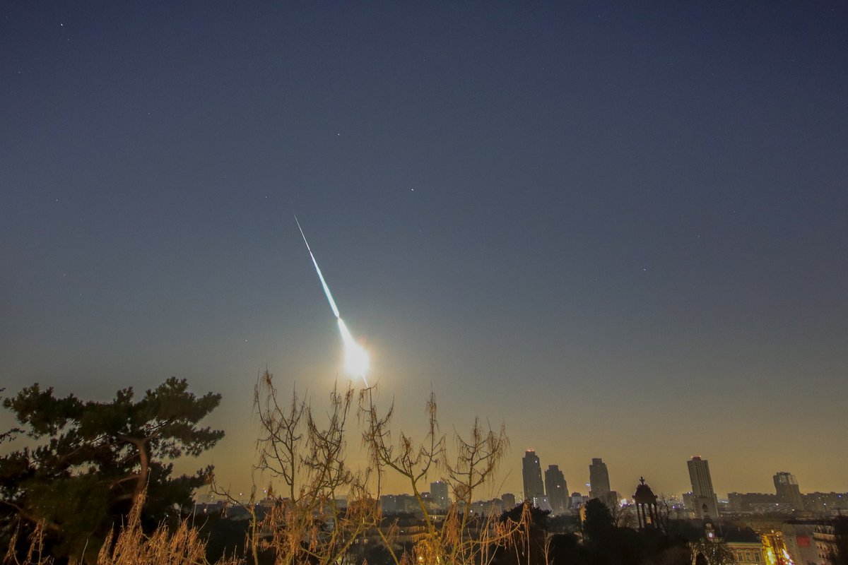 #Sar2667 dans le ciel parisien (5x2s) #asteroid #Paris