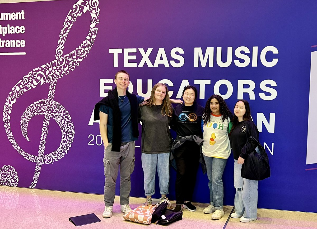 JordanHS_Choir's tweet photo. Warriors singers had an incredible experience at state this week!! We are so proud of them: Alli, Kaitlyn, Diane &amp; Tiago 🎶 alumns of @SLJHChoir &amp; @Adamsvikingcho1 🧡💙💛 @JhsWarriors @KatyISDFineArts @katyisd https://t.co/mFY96At1jb