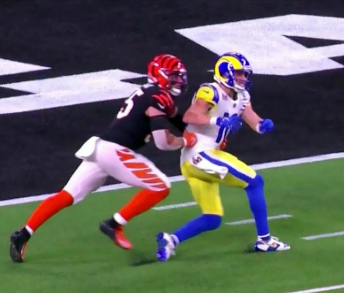 ChuckDouglas_'s tweet photo. Congrats on back-to-back Super Bowl wins.  
@NFLOfficiating @footballzebras #SBVI #SBLVII https://t.co/aBj1IKL5hh