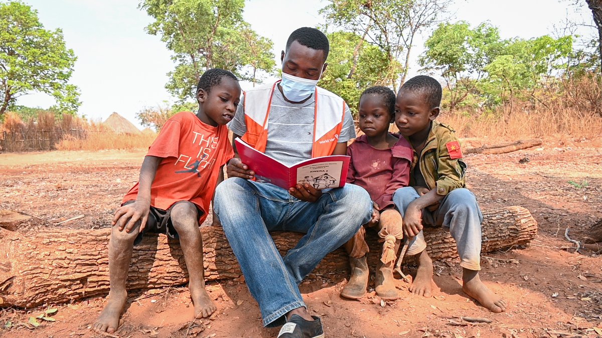 WorldVisionZamo's tweet photo. World Vision established 1,249 #readingcamps and trained 2,797 teachers in the #UnlockLiteracy model to assist children in #EarlyChildhoodDevelopment classes through grade 4 to learn how to read and write. #ZREAD #EducationforAll #Childwellbeing @unicefzambia #FAWEZA https://t.co/ApolTMiBKI