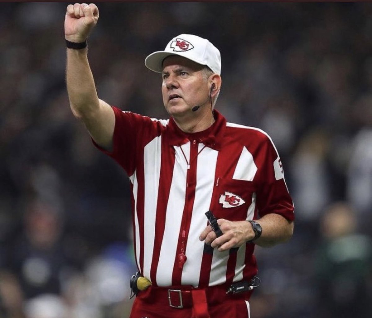 tylertippets12's tweet image. The refs really handed the Chiefs back to back wins. NFL is rigged