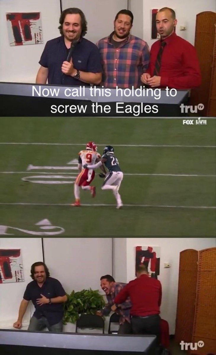 BruceRoutzahn's tweet photo. What a waste of a good game NFL. Eagles have the ball down 3 with 1:50 and a time out. #rigged https://t.co/MIPILQOpFj