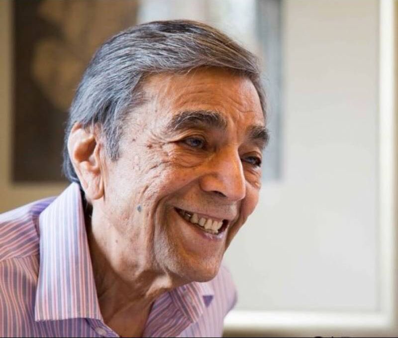 adnanactor's tweet photo. The world of arts bids farewell to a maestro - Zia Mohyeddin—broadcasting legend, poetic virtuoso, actor, and theatre director. As we celebrate his life and legacy, and mourn his loss, we are reminded of the immense impact he has had on our cultural landscape. #ZiaMohyeddin https://t.co/HxL3wbNkto