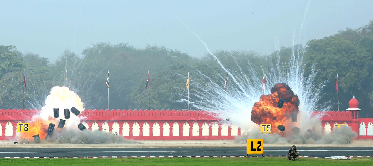 IamRajat_Pandit's tweet photo. A focus area of #ArmyModernisation is #DroneWars. Delivery of 4 sets of #SwarmDrones, each with 50 drones &amp; 50-km range, for instance, will take place in March-April. Also, 7 #LoiteringMunitions cases, with 15-100 km range, through emergency procurements &amp; `Make-II’ projects https://t.co/36fpR2mlAc