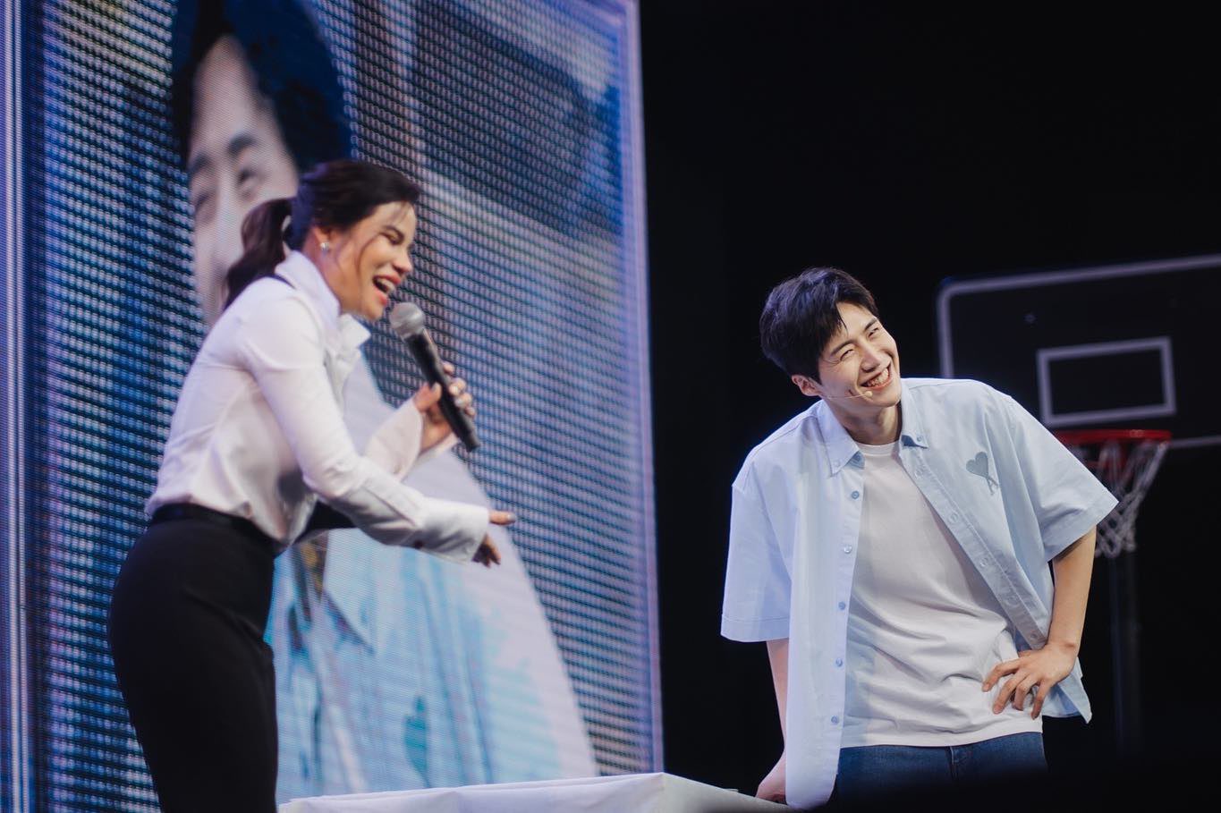 Fo0c_1CacAAk-Kb?format=jpg&name=large