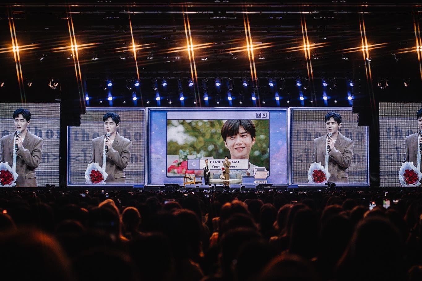 Fo0c_1EaUAICHok?format=jpg&name=large