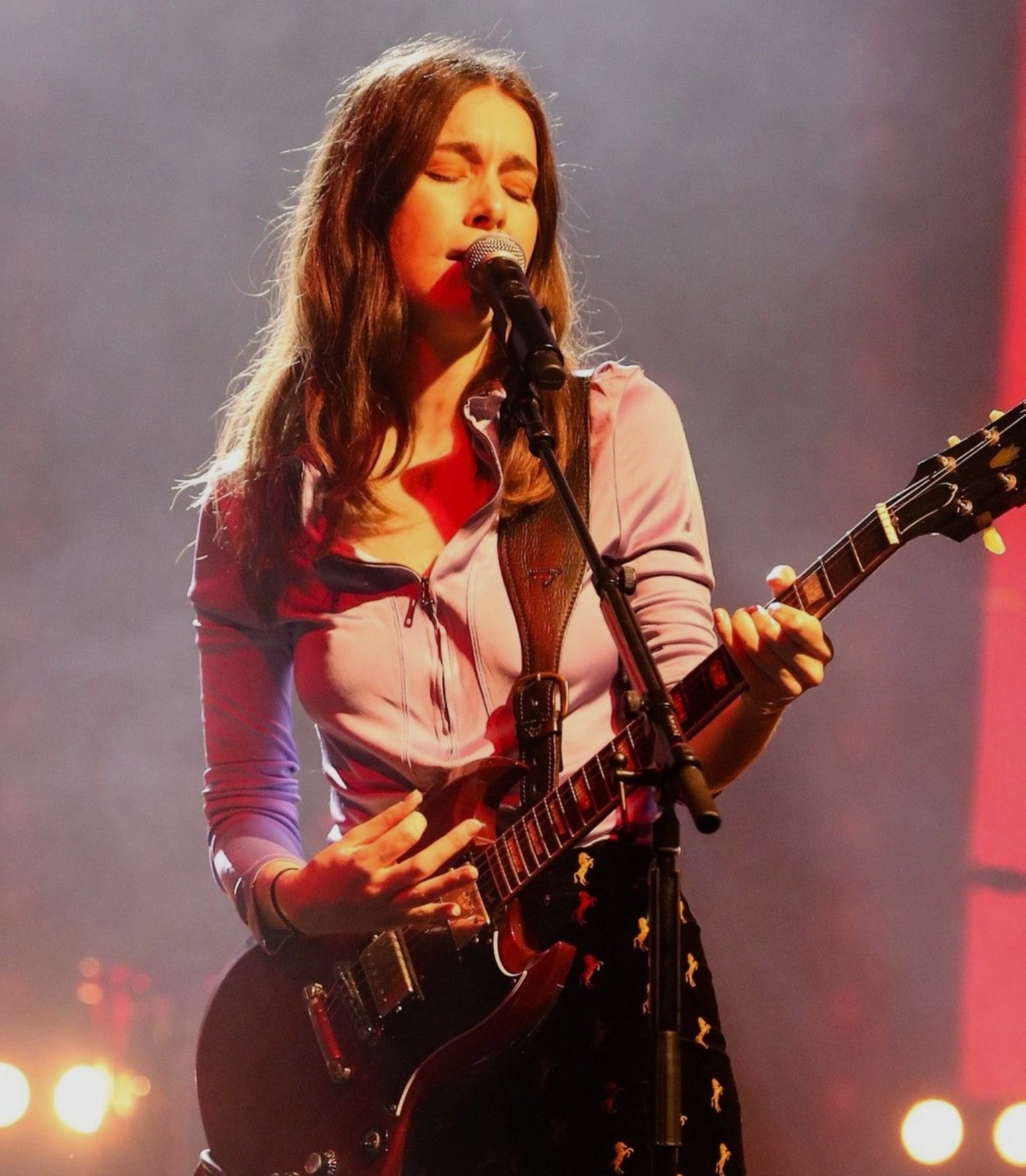  | Happy Birthday to Danielle Haim!

An amazing musician, songwriter and multi-instrumentalist 