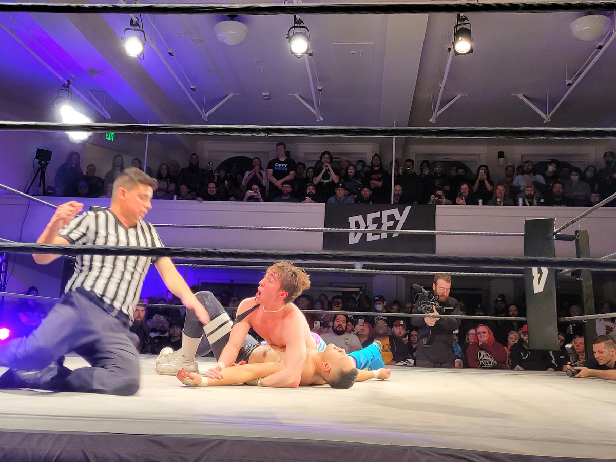 Around_Seattle's tweet photo. A few other highlights from @defyNW #Year6 last night from #WaHall https://t.co/vYu7EYtM7v