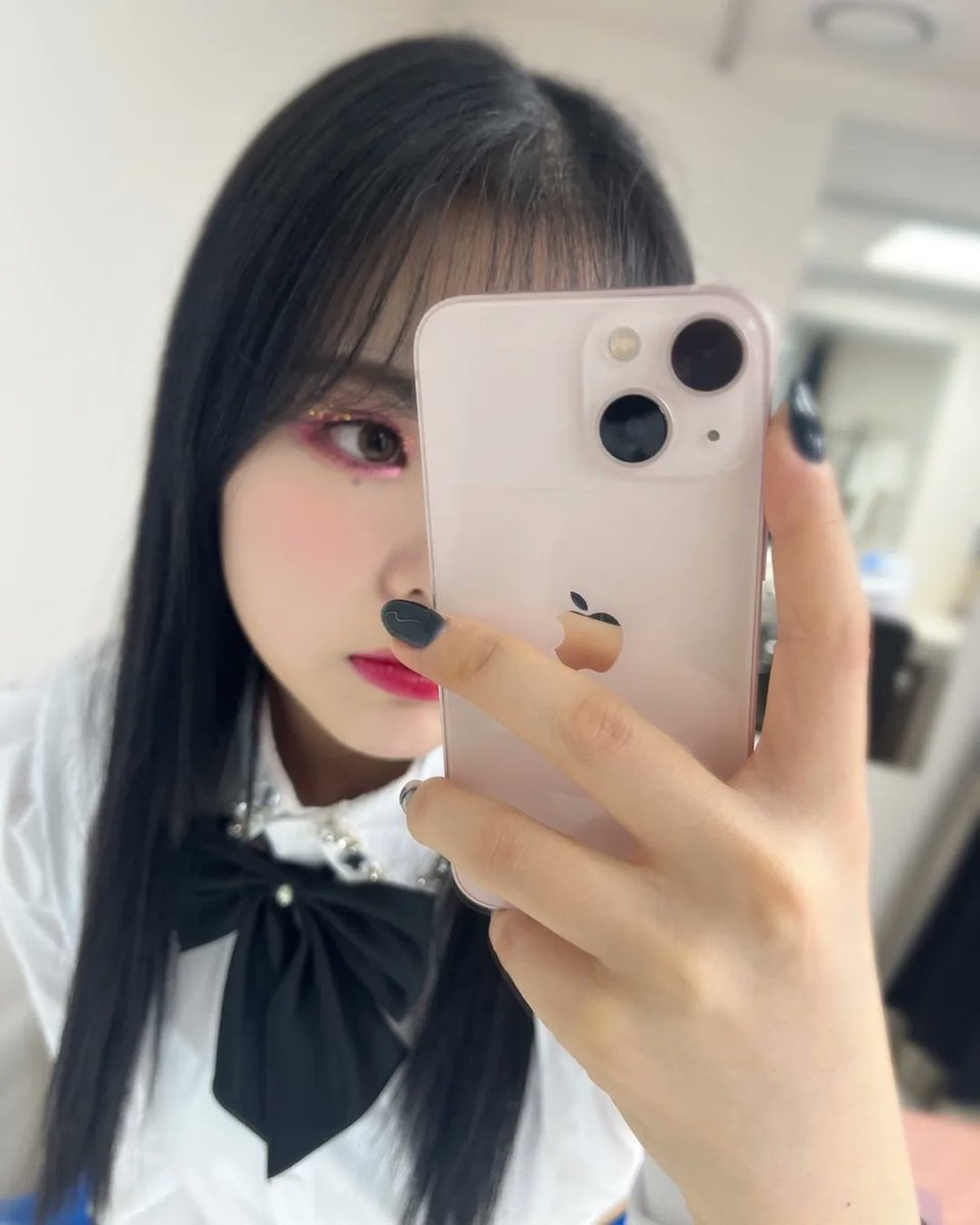 BByuofficial's tweet photo. 관심사 찍었던 날 ٩(ˊᗜˋ*)و
영상 안 본 위본 없겠죠? 💙

#소리 #SORI #뷰티박스 #BEAUTYBOX https://t.co/RmFKWaiuR1