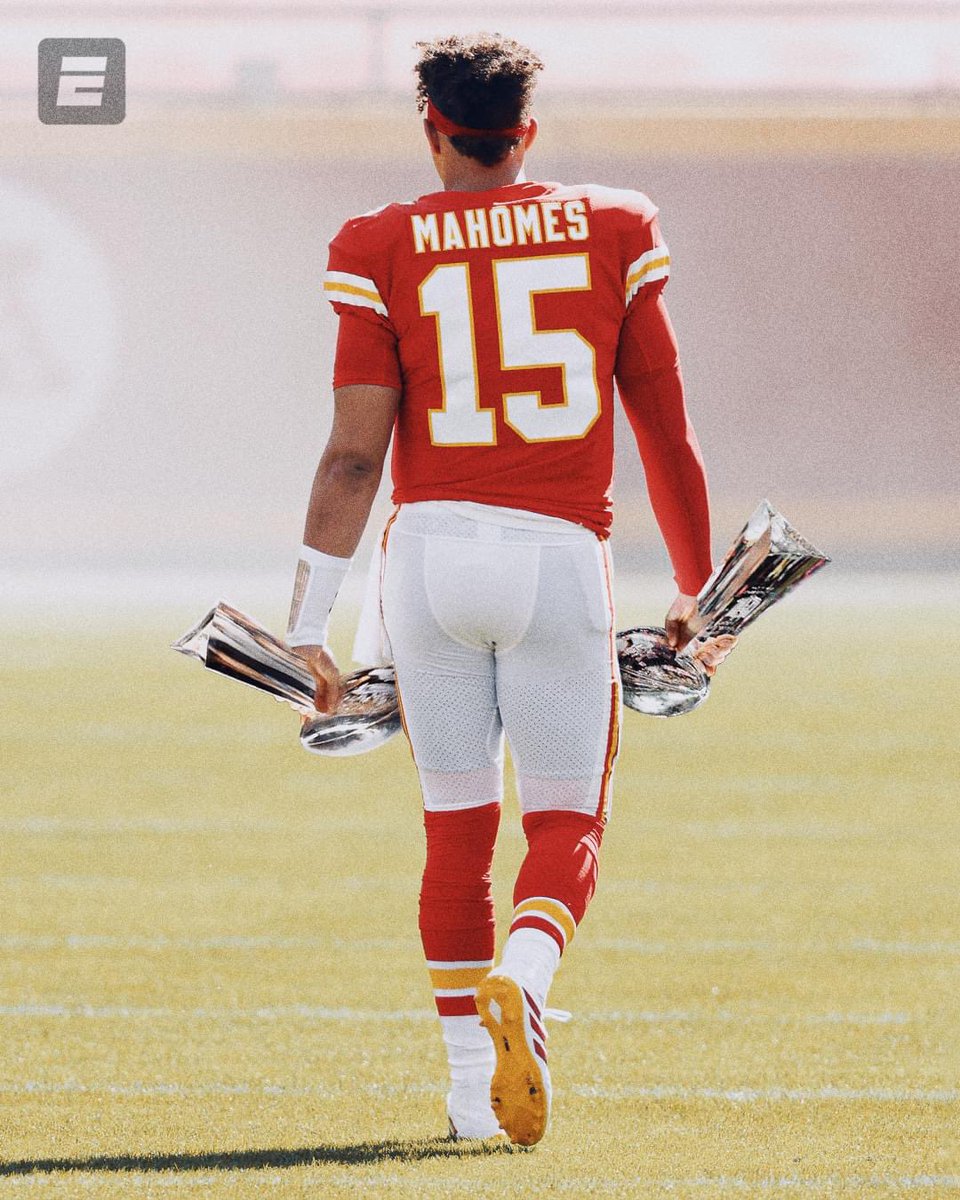 CoachRich204's tweet photo. Chiefs!!!! ❤️💛 https://t.co/Ct6C9A3cDv