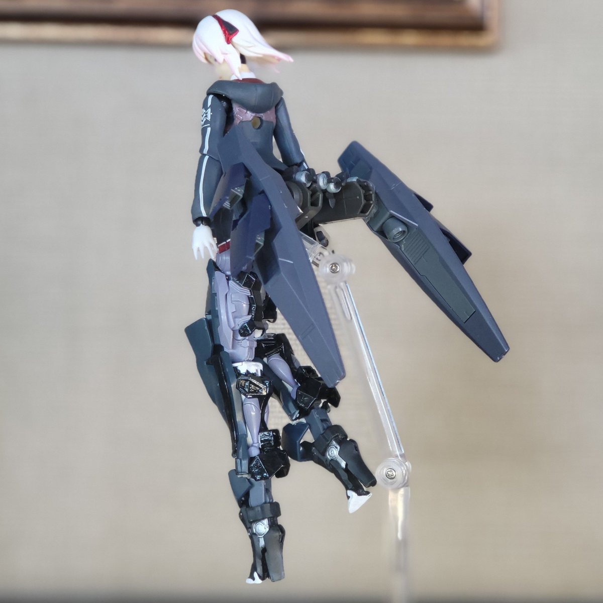 #plamodel #plamodel #plamobuilder #custombuild #kitbash #framearms #framearmsgirl #30minutesmissions #mechamusume #メガミデバイス #フレームアームズ・ガール #メカ娘 #フィグマ