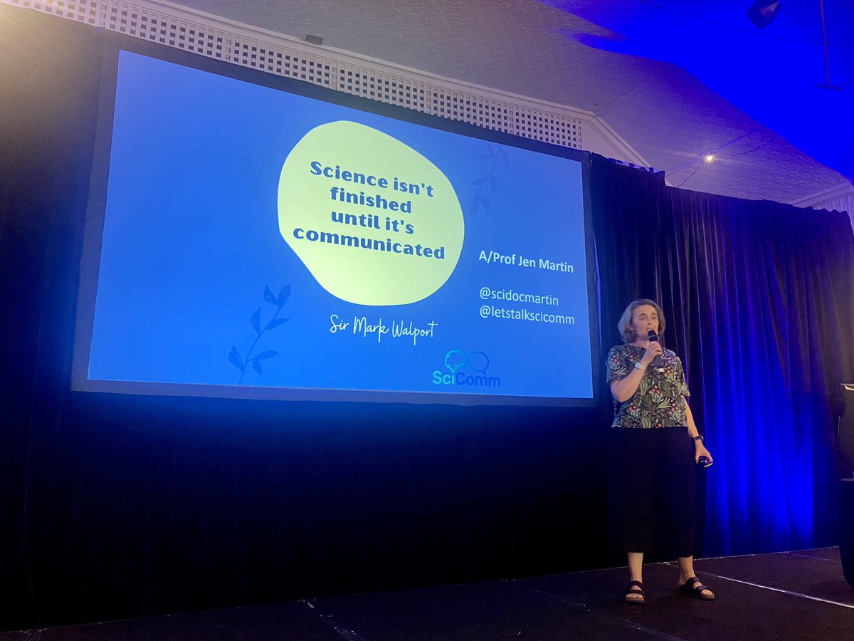 RwGabrielle's tweet photo. Having a great time at #lorneGenome2023! Especially enjoyed the workshop on scientific communication with the amazing @scidocmartin 😄 https://t.co/x8nBtxTJRV