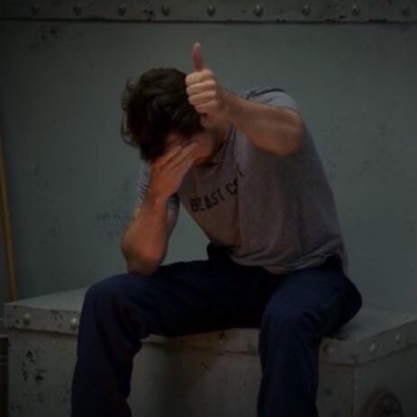 ilovemuppets_'s tweet image. #donttext that was tough man..