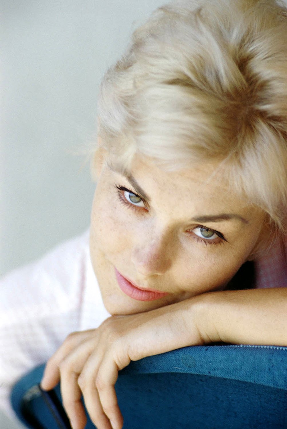 Happy 90th Birthday to the legendary actress Kim Novak! 