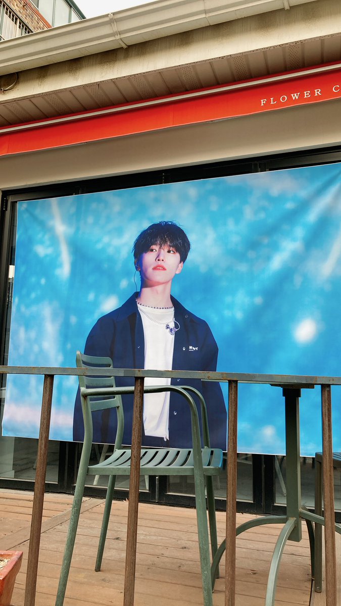 finazrl's tweet photo. #찬이의_찰나가모여_역사가_돼
#과거에도_앞으로도_영원히_빛날_찬
진짜 늦었지만 기록용으로 남겨두려구🫶
여기 정말 너무 기억에 남아.. 남은 추억들이 너무 따뜻해서🥹❤️ 막날 1등 선착특전두 제가 소장중인데, 이게 또 캐럿소녀들과 따껀한 스토리가 있습니다,. 스탭분들두 너무 친절하셨구! https://t.co/YGz4T5zhGa