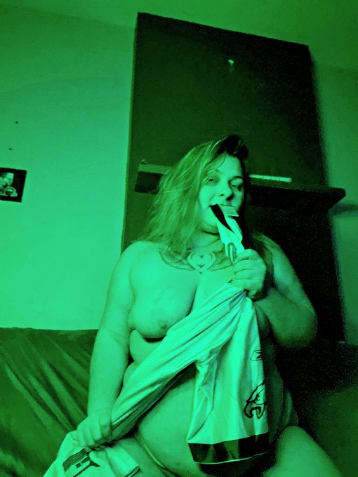 Super bowl themed shoot goes out at midnight my page is free this month  #onlyfans #elizabethlovley https://t<a href="/tag/onlyfans"class="tags"><span>#onlyfans</span></a><a href="/tag/elizabethlovley"class="tags"><span>#elizabethlovley</span></a>