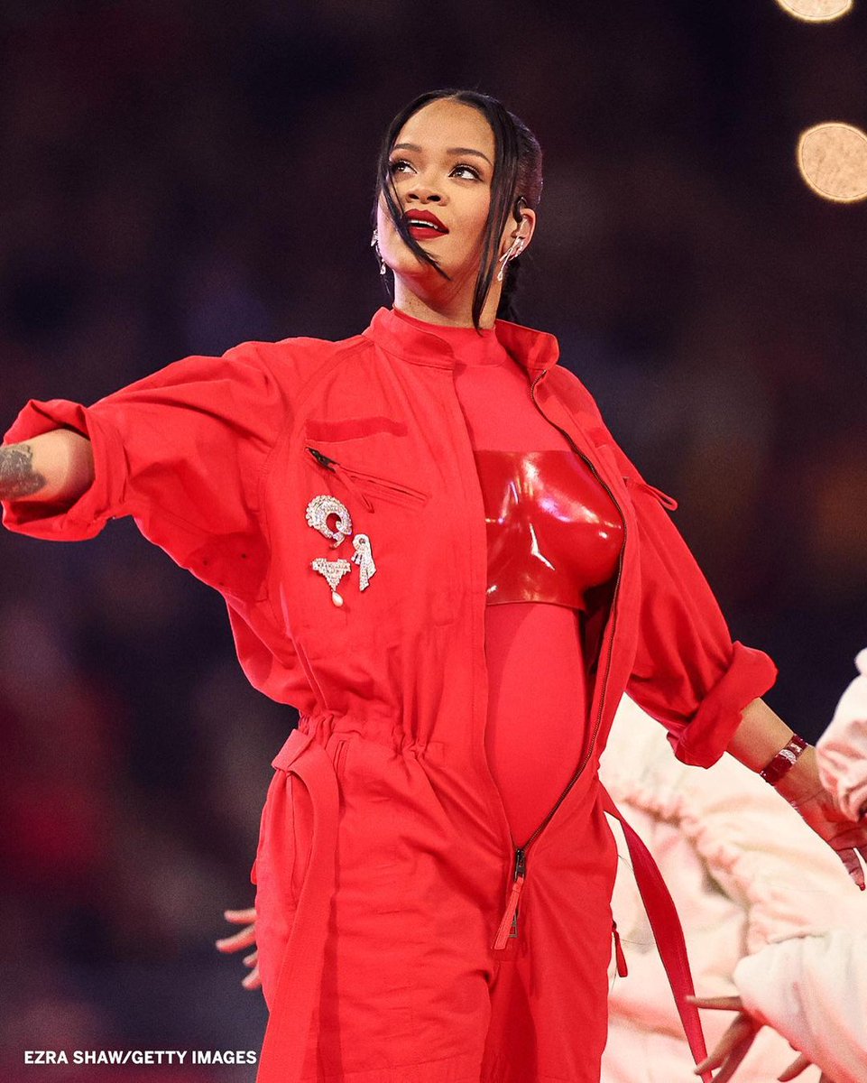 Barbados's tweet photo. Rihanna's performance at the Super Bowl was an amazing moment for Barbados and a huge source of pride for the country. We are so proud of our Diamond and everything she has accomplished. 🇧🇧🇧🇧🇧🇧
#MyBarbados #LoveBarbados #VisitBarbados #MadeInBarbados #HistoRIH https://t.co/FwQ05rX0S4