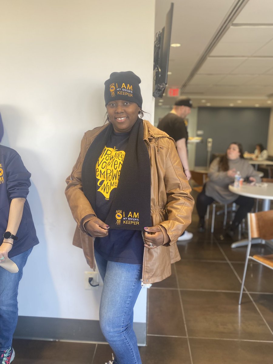AFGEMilleZU's tweet photo. AFGE Legislative Conference YOUNG Meeting #AFGERising @UnionDrip  @AFGENational https://t.co/W8I6xw2OzJ