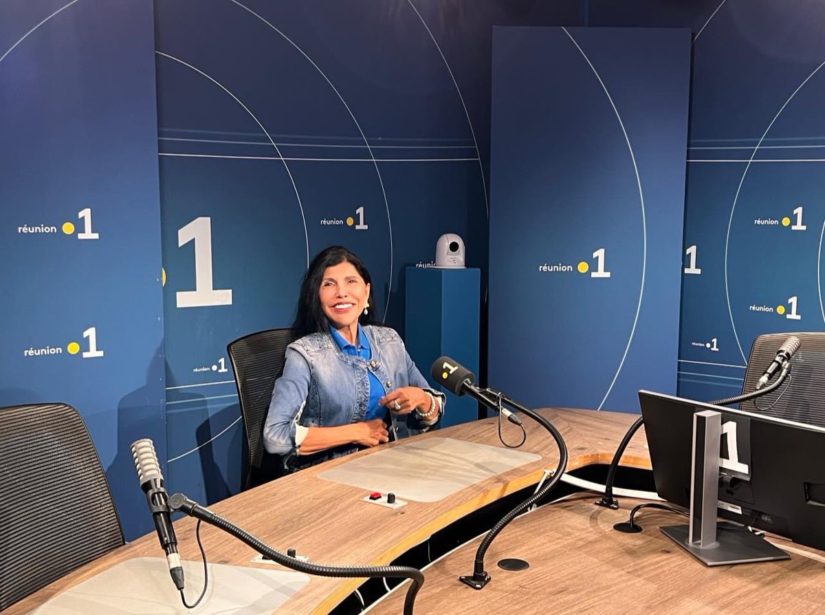 La Réunion 🇷🇪 | J’étais l’invitée de Dimanche Politique sur <a href="/reunionla1ere/">Réunion la 1ère</a> 
Avez-vous eu l’occasion de suivre mon intervention hier soir avec Gaël Le Dantec ? (Disponible également sur mon Facebook)
<a href="/UC_Senat/">Sénateurs Centristes</a> <a href="/HerveMarseille/">Hervé Marseille 🇺🇦</a> <a href="/UDI_off/">UDI</a> <a href="/gouvernementFR/">Gouvernement</a>
