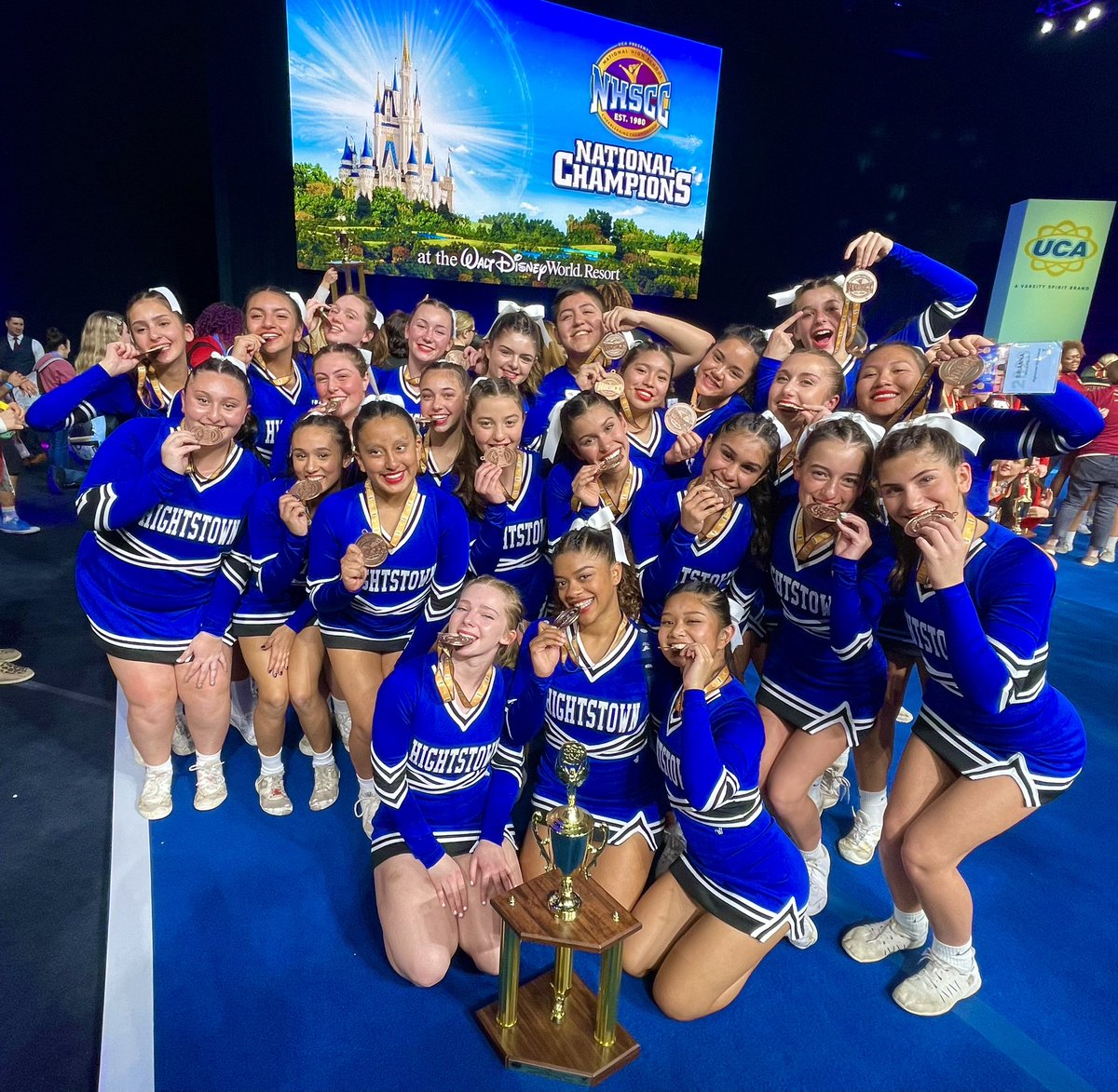 Hightstown Cheer 💙 tweet media