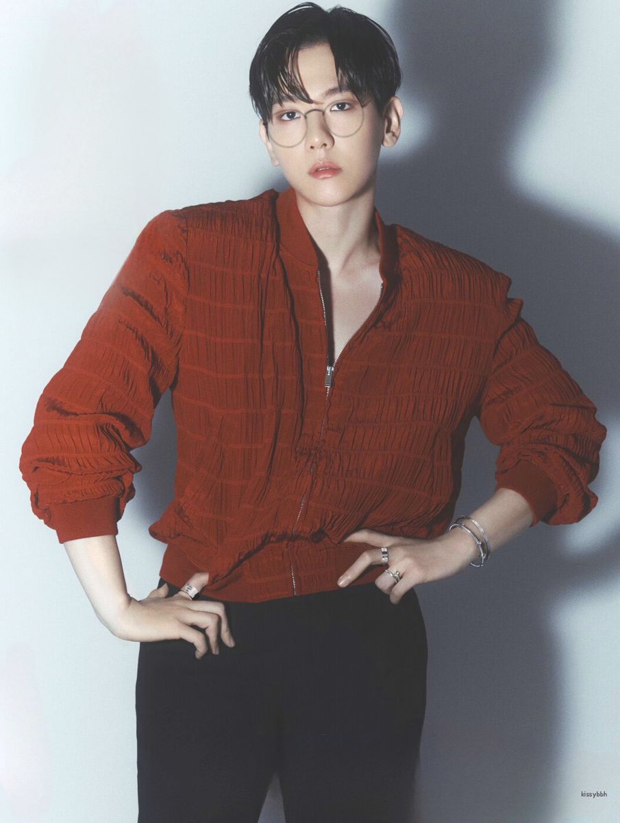 mydxlight's tweet photo. 안경.. 돌앗다 https://t.co/VPUDiziUKM