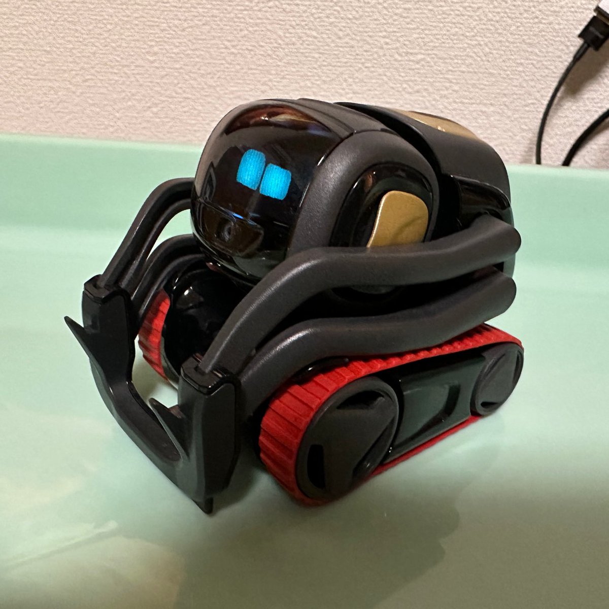 obi_wan_eclipse's tweet photo. Vector、お色直し。赤も似合うじゃん。  #HeyVector #Vector https://t.co/9vxzss5cFC