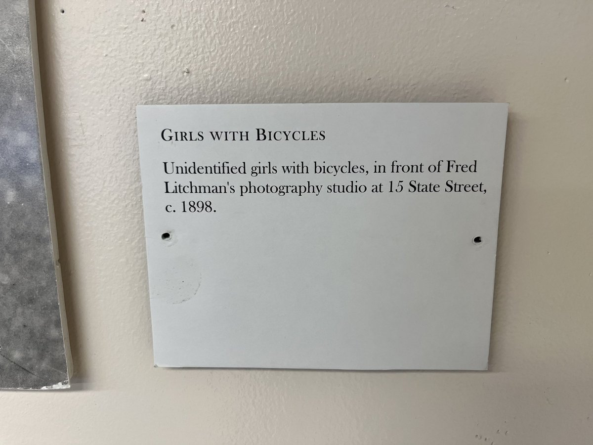 BrookeWBZ's tweet image. Dan Dixey is using his retirement to document the history of Marblehead. He’s been collecting photos since the 1980’s and has over 5,000 images of the town. Some are on display at the Abbot Public Library. Stay tuned to @wbznewsradio to learn more! 📸🎞