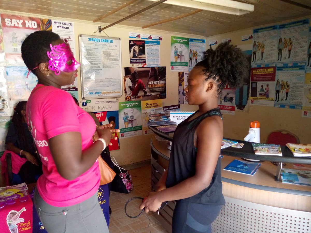How can we #JiprotectNaCondom  #BongaNaAuntyJane &amp; #NoGloveNoLove marking the world condoms day at the <a href="/FhokKibera/">FHOK_Kibera</a> with <a href="/YEMKenya/">Youth Empowerment Movement Kenya (YEM Kenya)</a> and  <a href="/Zamara_fdn/">Zamara Foundation</a>.
