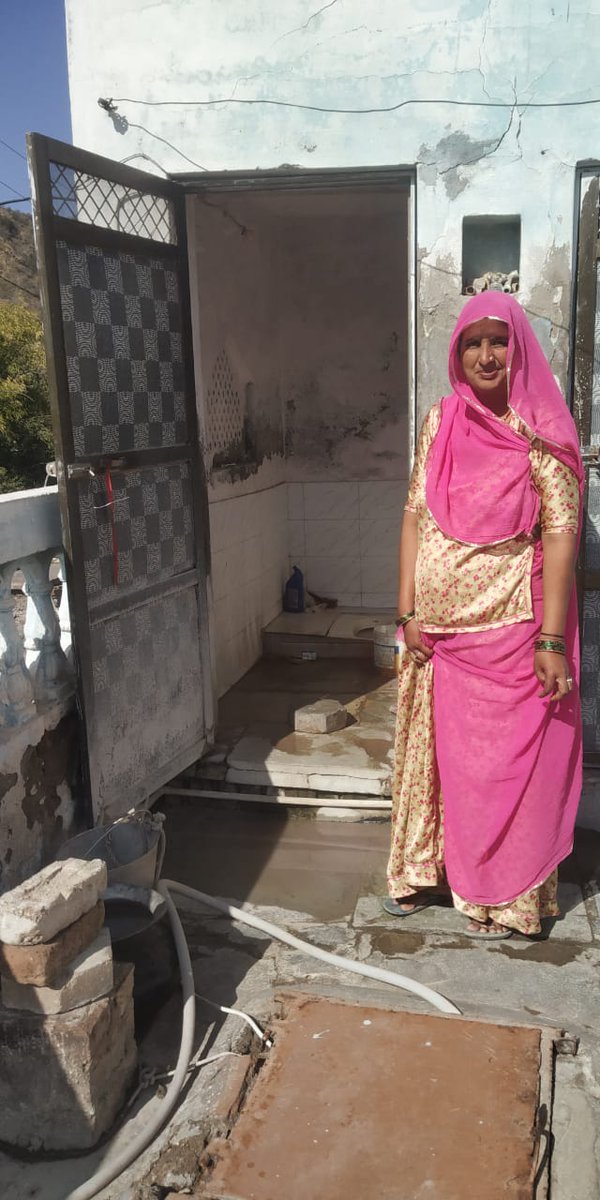 UNOPS_India's tweet photo. @UNOPS district consultants in Ajmer, Jodhpur and Alwar and Jaipur Rural and Udaipur Rural, Rajasthan conducting Community Leave No One Behind (#CLNOB) with community to map their drinking water, greywater and sanitation condition. @DenmarkinIndia @jaljeevan_ @RajGovOfficial https://t.co/Uz85P1nb6T