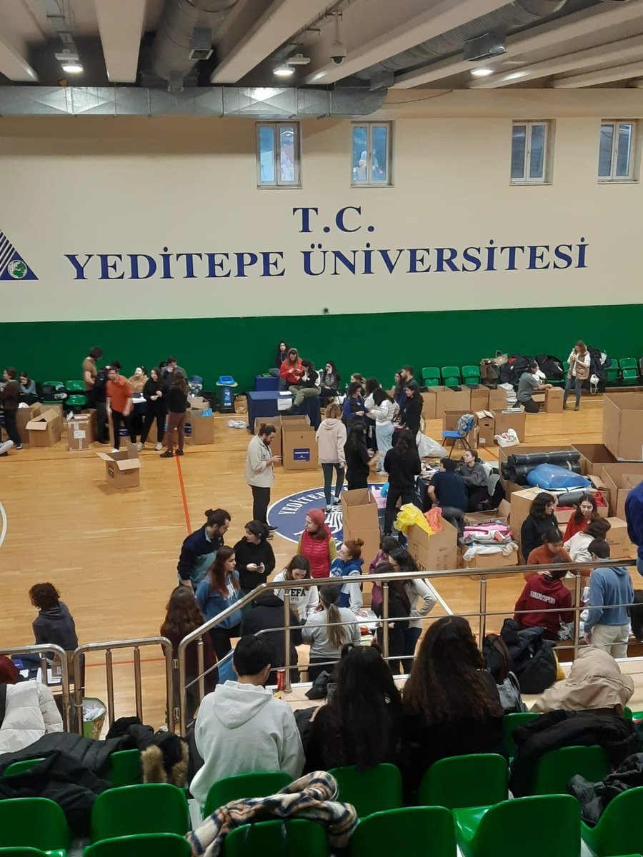 YUMEDinfo's tweet photo. Değerli Yeditepe Üniversitesi Mezunları Arkadaşlarımız,
Üniversitemiz ülkemizde yaşanan bu zor günlerde akademik kadrosu, öğrencileri ve mezunları ile beraber süreçte kenetlenmiş, yine Yeditepe Ailesinin birlik ve bütünlüğünü en iyi şekilde paylaşmıştır. 
Geçen hafta +++ https://t.co/MGDYCWZTa6