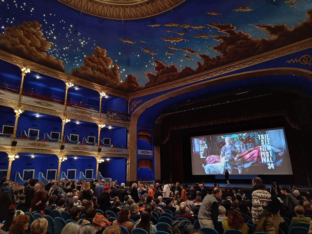 BAMstracult's tweet photo. 🎞️ Abbiamo organizzato un workshop di #AudienceDevelopment per #MIOB – Moving Images Open Borders, associazione di 7 festival Festival di #Cinema Europeo che ha lo scopo di sviluppare strategie per una cooperazione sostenibile e duratura.
Scopri di più 👇
https://t.co/DHuRMy7Qrh https://t.co/ktyTfh6qsF