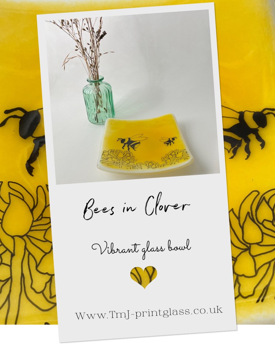 MeetsJulie's tweet photo. A little sunny colour to brighten up this dull winters day. https://t.co/Py7cgj5DLc #glass #nature #bees #fortheloveofbees #ccdirectory #devonartistnetwork #buylessbuybetterbuyhandmade https://t.co/ngIcjkdeKX