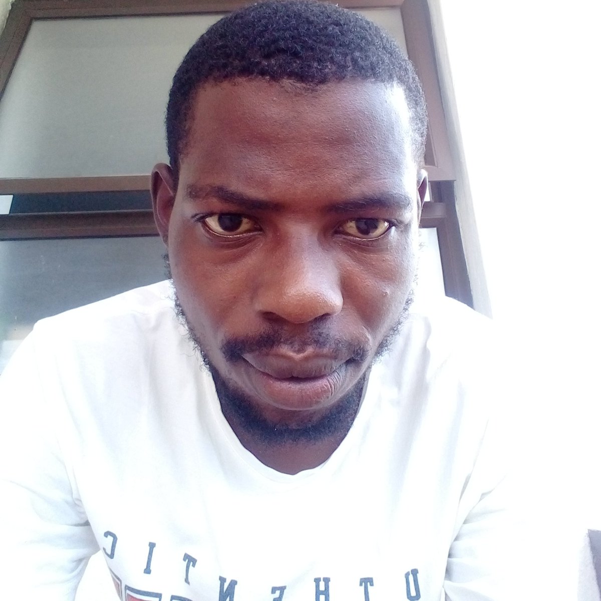 nonyane_daniel's tweet photo. #NewProfilePic https://t.co/lXDlkt0qPe