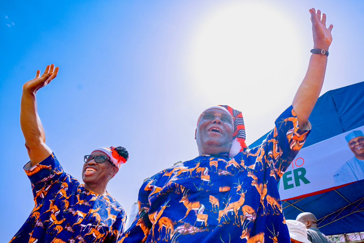 ezek_o's tweet photo. 3rd Clarion Call:
This is not an election for "protest votes", rather it is an election to get a decisive political leader who will lay a solid foundation for the younger generations to build on. Atiku is prepared, experienced, knowledgeable & courageous for this job. #SafeVote! https://t.co/U0FiynWQ1w
