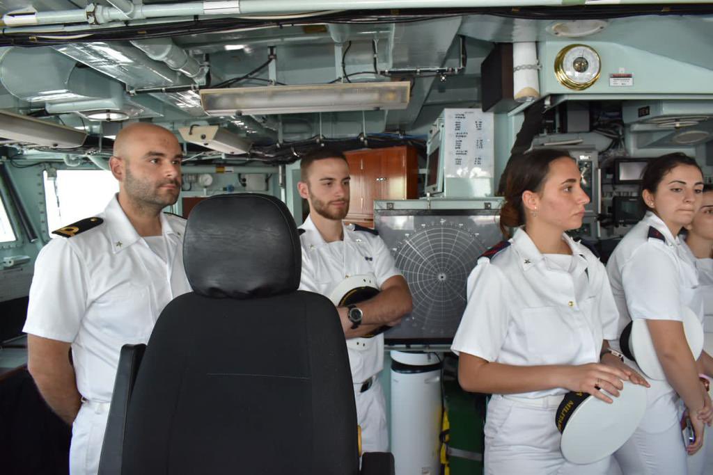 MPA_Barat's tweet photo. Welcome On Board!
@KD_LekiuFFGH30 received a visit from @ItalianNavy ship, Carlo Bergamini during Harbour Phase #AMAN2023 Cross-Ship Visit session. Carlo Bergamini is a multi-purpose frigate aka The FREMM.
#NavyPartnerships
#BuildingFriendship
#TogetherForPeace https://t.co/OuVXbgKO6e