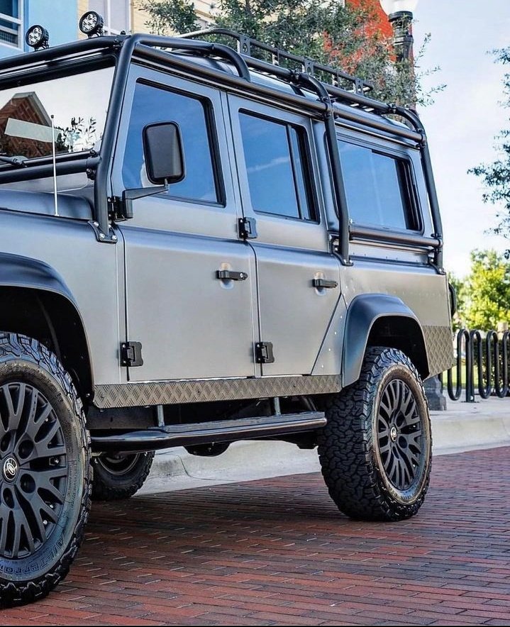 SangKip4's tweet photo. Corris grey land rover defender 110 with an LS1 engine. https://t.co/HSljqP8pho