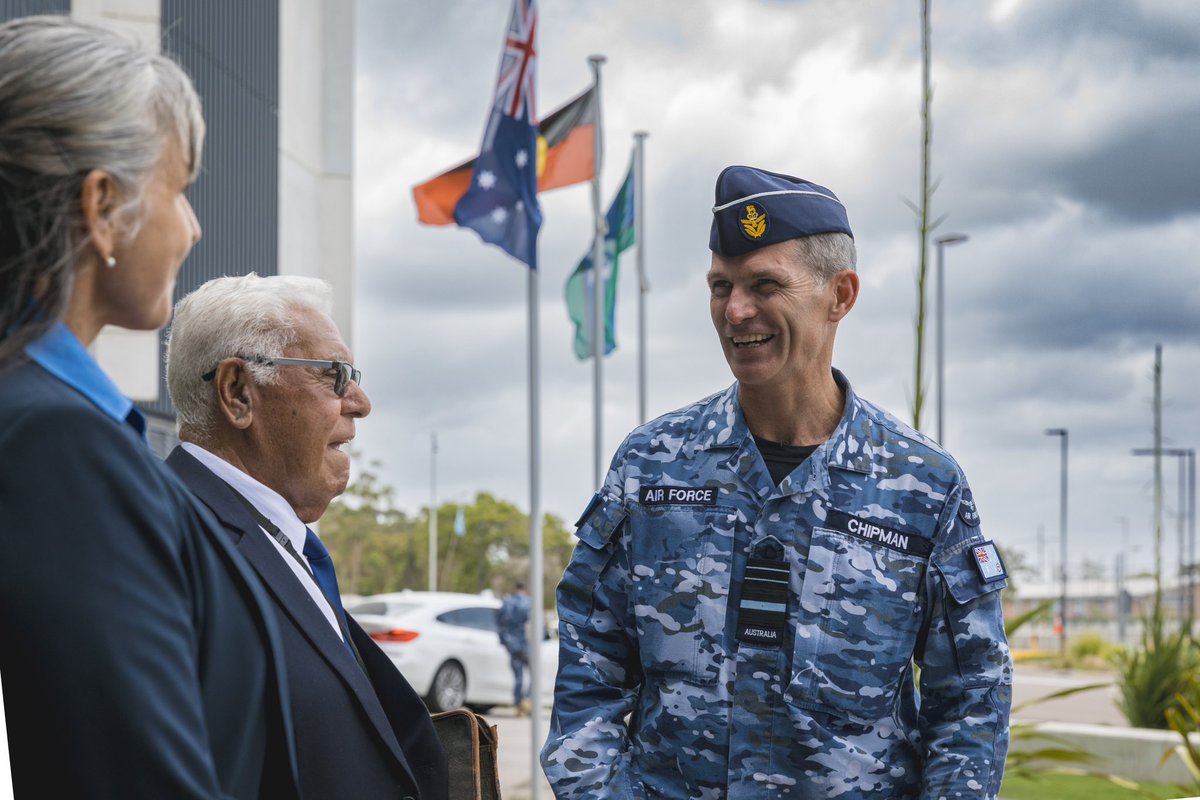 CAF_Australia's tweet image. I had the pleasure of visiting RAAF Base Williamtown with @WOFFAF and Aunty Deb today. It was great to be back at the base catching up with our aviators. #AusAirForce @AusAirForce