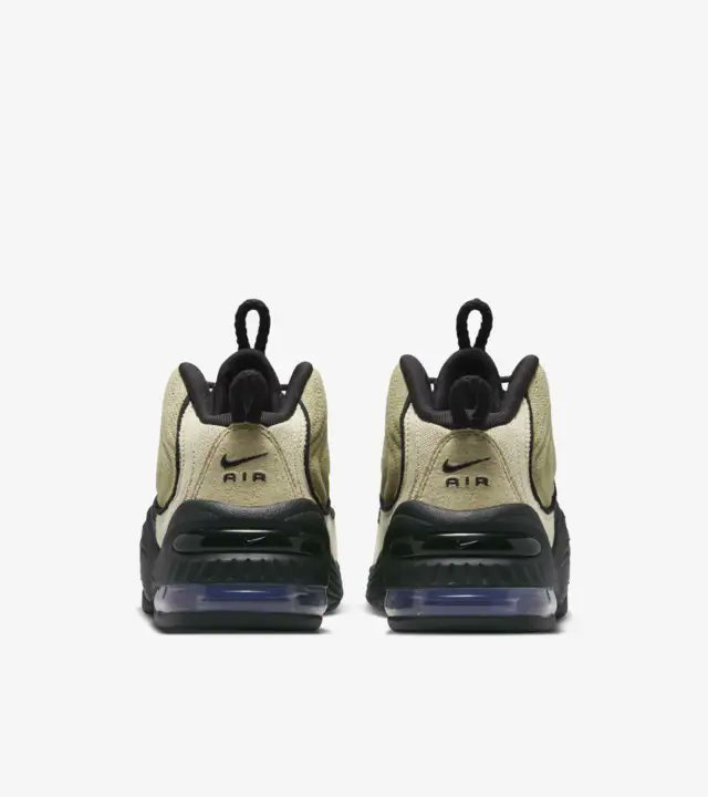 CheeperDeals's tweet image. Sneakerheads, mark your calendars! The Air Penny 2 x Stüssy in Rattan and Limestone is dropping on SNKRS on 2/14 at 10:00 AM 🔥 Don't miss out on this limited release! #AirPenny2 #Stüssy #SneakerRelease #SNKRS

--&amp;gt; bit.ly/3xfso7d
