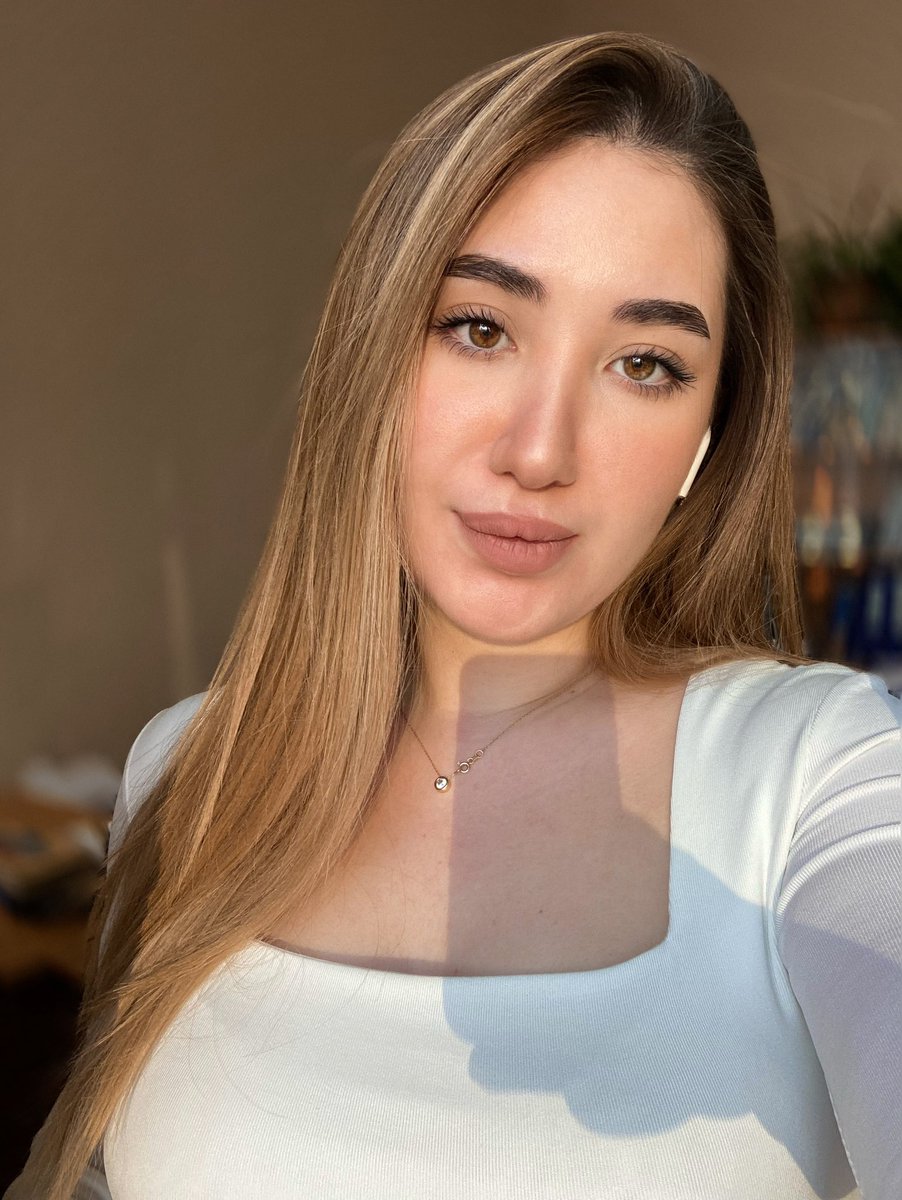 Leila tweet media