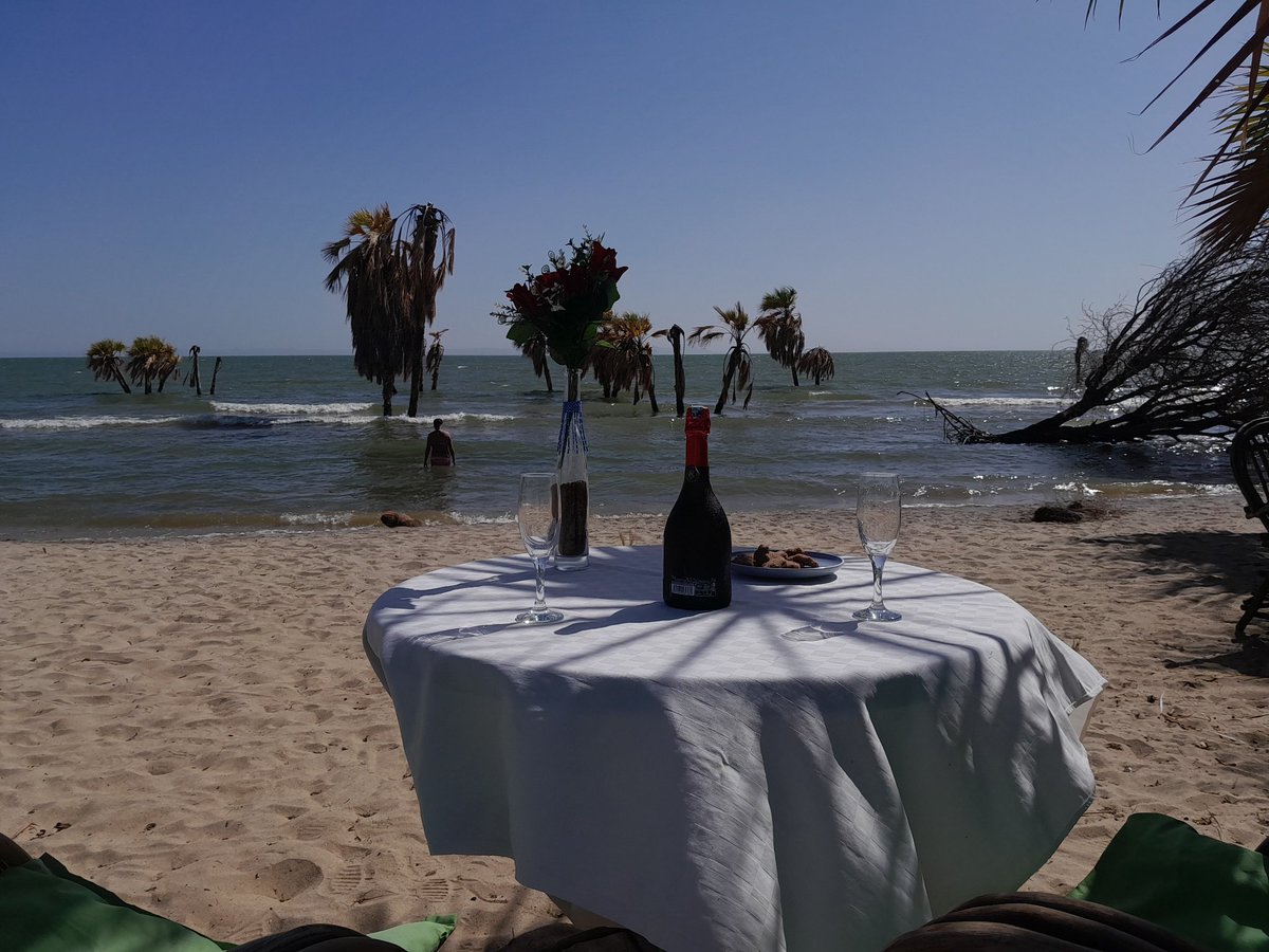 EliyeResort's tweet photo. Escape to @EliyeResort, a romantic gateway with stunning beach views of Lake Turkana. Treat your loved one to a romantic Valentine's getaway and make memories to last a lifetime.
#valentines 
#Loveisintheair 
#beachvibes https://t.co/9t9aUFN4lG