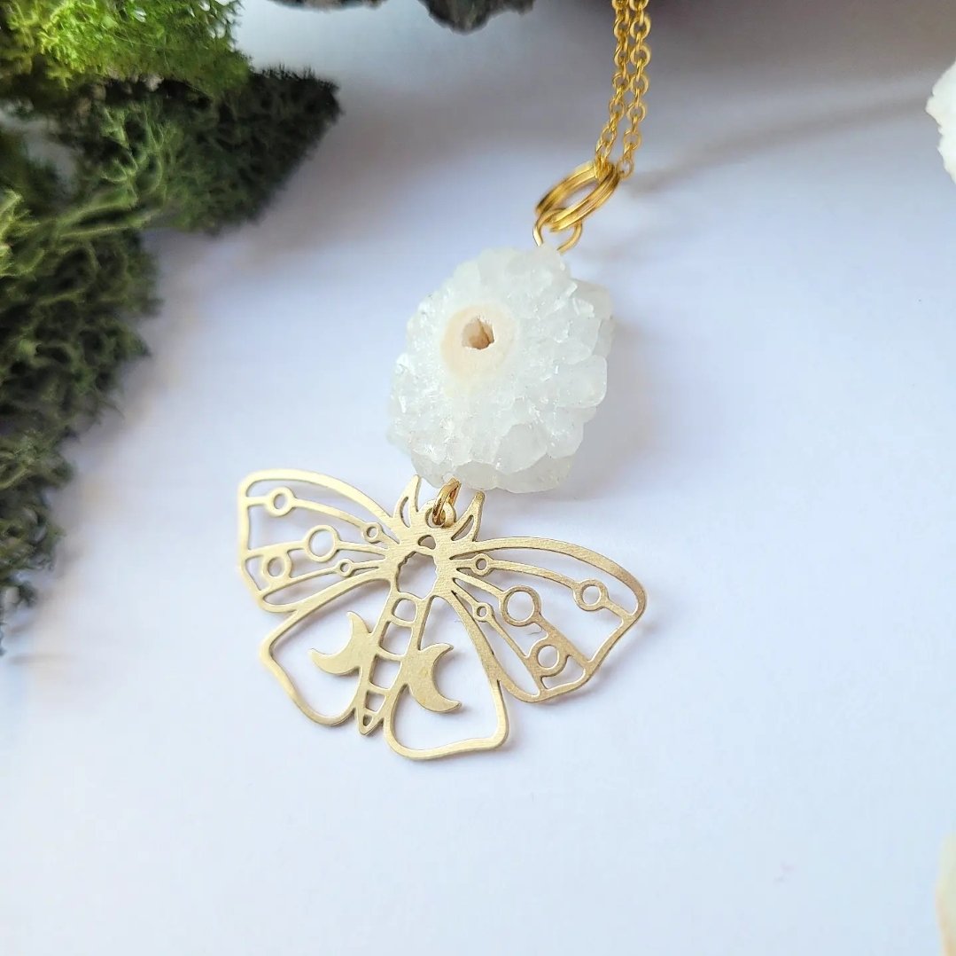 TheWildWWitch's tweet photo. Solar Quartz Lunar Moth Necklace 
Solar Quartz enhances energy, connecting you with harmony and spirit. 

https://t.co/vF8LYDC6XW
#MHHSBD #CraftBizParty #EarlyBiz #SmartNetworking #CreativeBizHour #UKMakersHour #womaninbizhour #CorkBiz https://t.co/RQ8e2PsUhO
