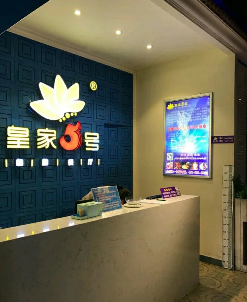 VdNtmxbLdQD88cp's tweet image. Roast and rinse hot pot, hot pot and barbecue all-in-one table for commercial use, smokeless rinse and roast all-in-one table烤涮一体火锅，火锅烧烤一体桌商用，无烟涮烤一体桌，烤涮炉款式多样 #hotpottable #bbqtable  #BBQtable #烤涮一体桌 #烤涮一体火锅 #火锅桌 #下排烟烤涮一体桌 #fyp